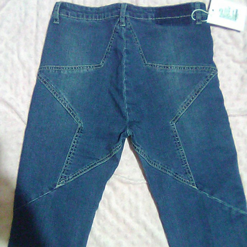 Skinny jeans